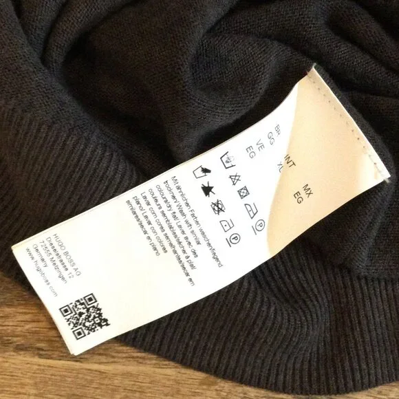 Boss Sid Pocket Long-Sleeve Crewneck T-Shirt - Picture 9 of 9